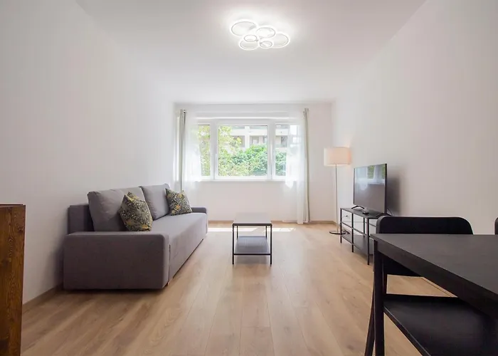 Lägenhet Spring House With Free Private Parking *