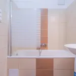 Spring House With Free Private Parking Apartman *