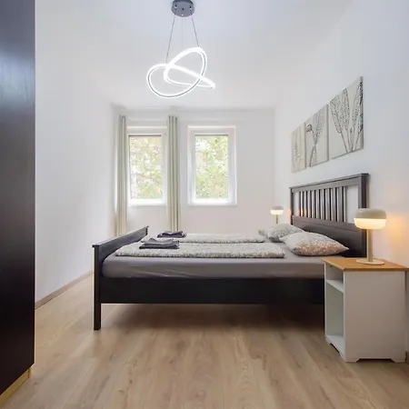 Spring House With Free Private Parking 부다페스트