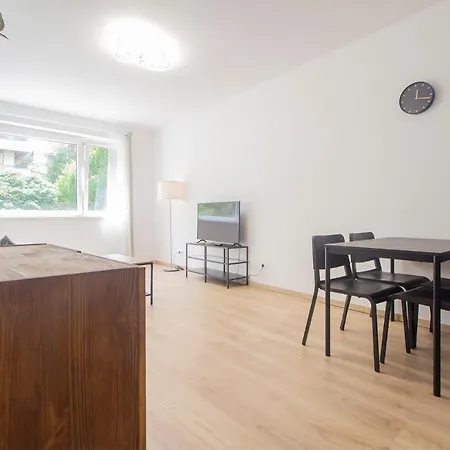 아파트 Spring House With Free Private Parking *