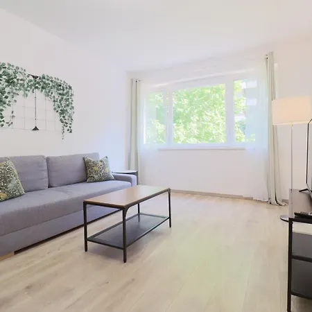 아파트 Spring House With Free Private Parking *